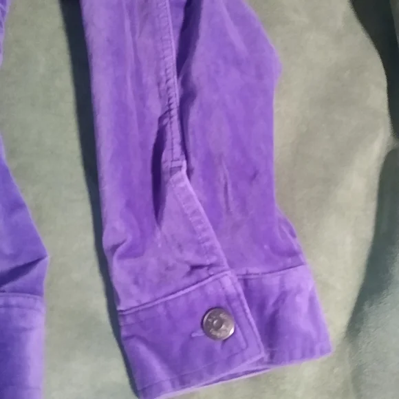 Purple "Velvet" Jacket Trucker Profile Size Large Brand Is (r)relativity EUC - Picture 2 of 13